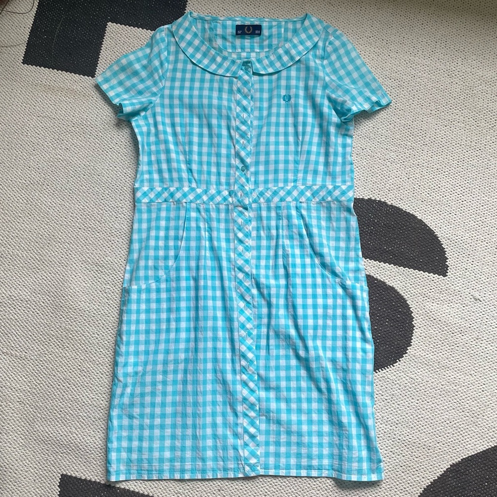 SOLD Fred Perry women’s short sleeve turquoise white gingham shirt dress US 10